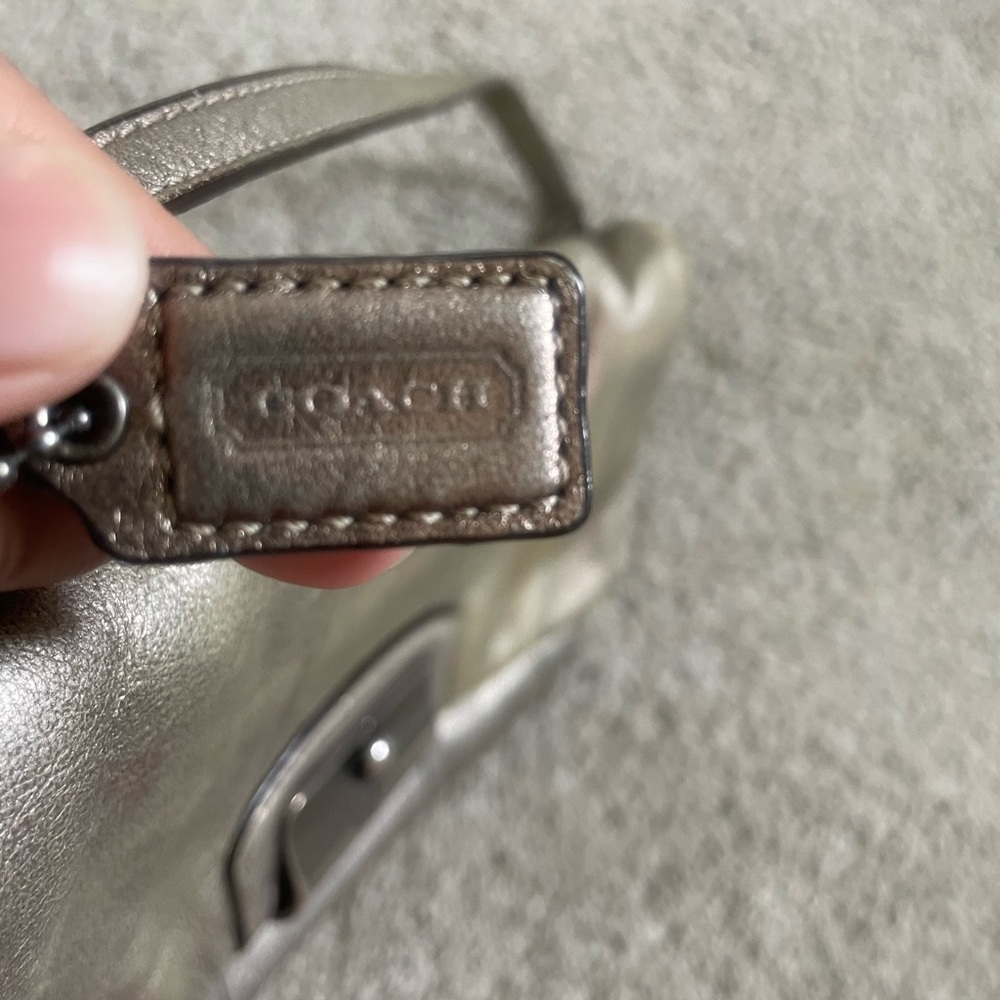 Coach mini purse - Picture 3 of 5